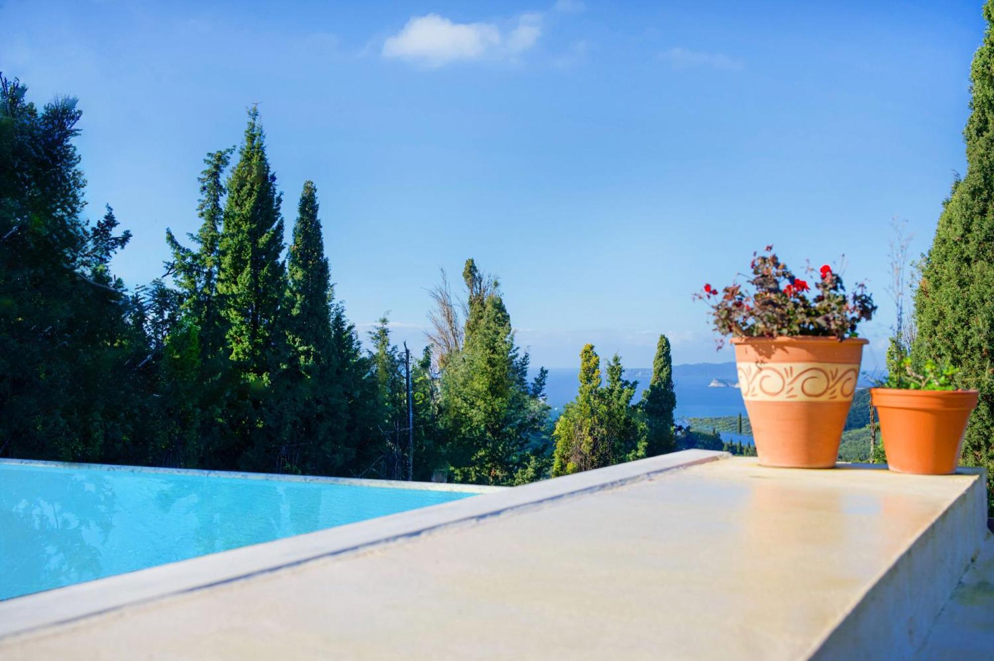 Villa Serenita Agios Georgios  Ngoại thất bức ảnh