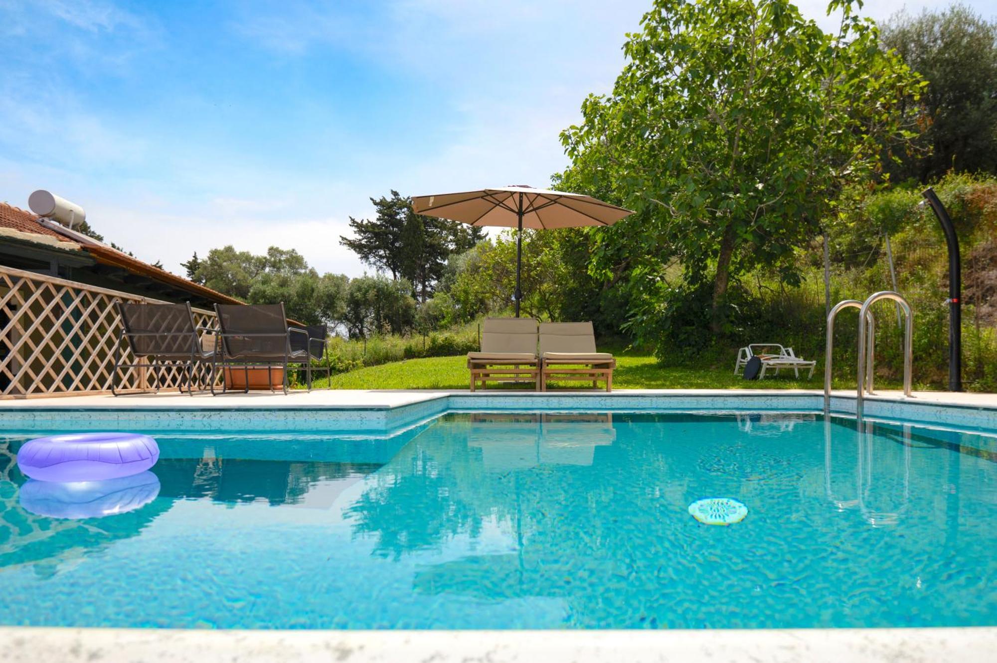 Villa Serenita Agios Georgios  Ngoại thất bức ảnh